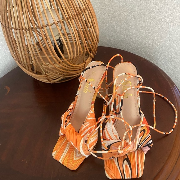 Sheln Shoes - Orange Sheln Strappy Women's Sandals
